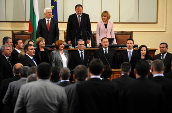 Bulgarien: Ministerpräsident Plamen Orescharski und sein Kabinett legen den Eid ab