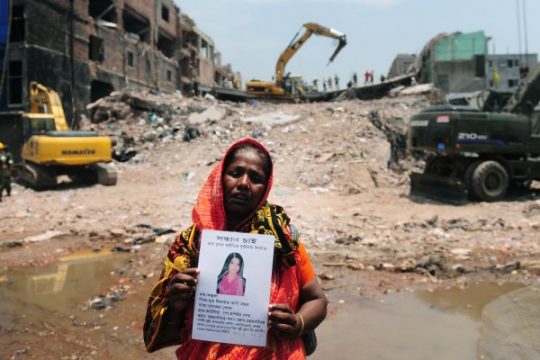 Auch neun Tage geht die Suche nach Vermissten in Dhaka weiter