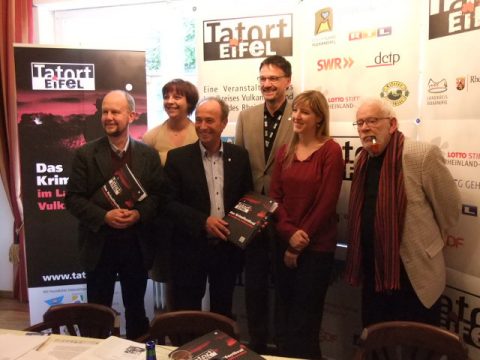 Tatort Eifel: Ralf Kramp, Festivallleiter Heinz-Peter Hoffmann, Julia Röskau, Michael Preute (erste Reihe)