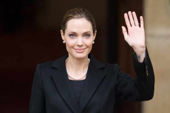 US-Schauspielerin Angelina Jolie lässt Brüste wegen Krebsgen entfernen