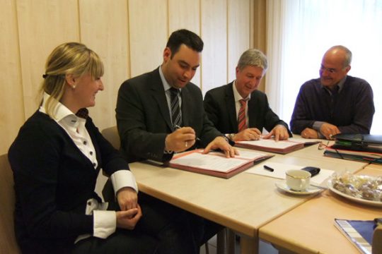 Unterzeichnung des Vertrages über die finanzielle Beteiligung der DG am Psychiatrischen Pflegewohnheim in St. Vith