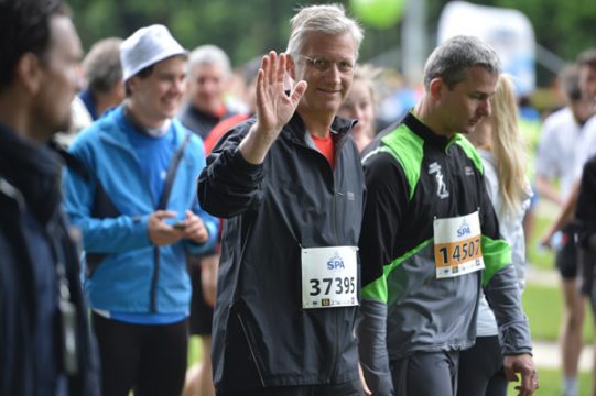Prinz Philippe läuft die 20 km von Brüssel