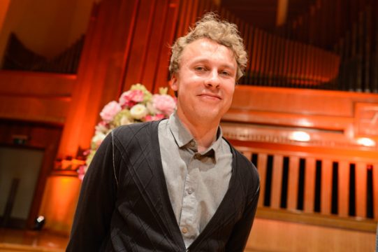 Roope Gröhndal begeistert beim Königin-Elisabeth-Wettbewerb