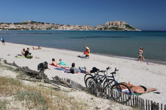 Ab in den Urlaub! Zum Beispiel nach Calvi/Korsika