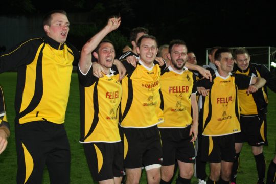 Weywertz feiert den Wiederaufstieg in die 1. Provinzklasse