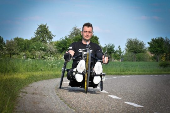 Handbiker Yves Krauth im Training vor dem Aufbruch nach Tirol