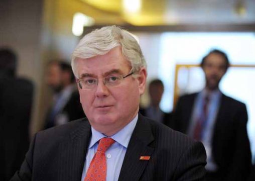 Der irische Außenminister und derzeitige Ratsvorsitzende Eamon Gilmore