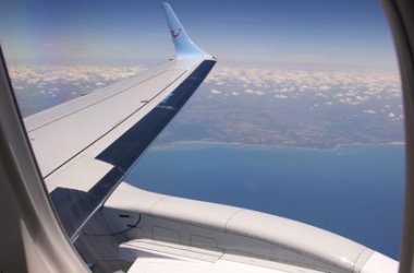 Über den Wolken: Unterwegs mit Belgiens modernster Fluggesellschaft Jetairfly