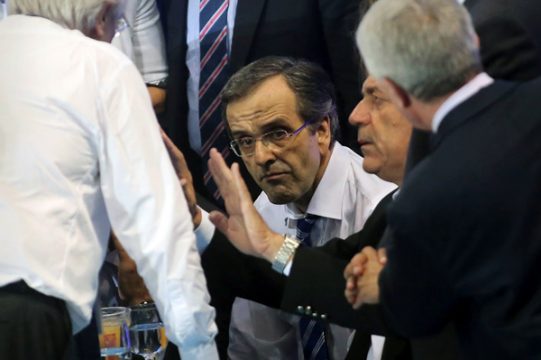 Durch einen Magen-Darm-Virus geschwächt: Griechenlands Premier Samaras muss Rede unterbrechen