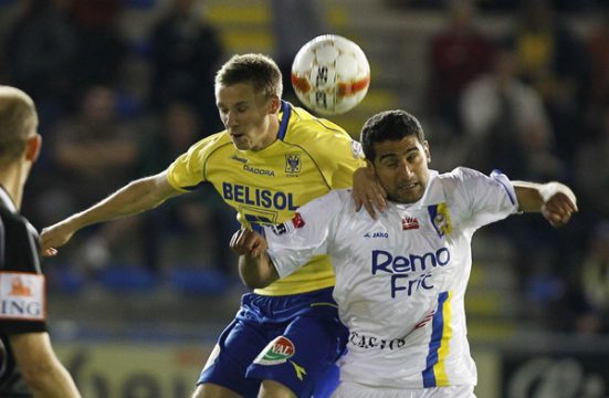 links: Nils Schouterden