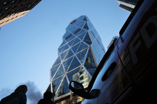 New York: Arbeiter von Plattform am Hearst Tower gerettet