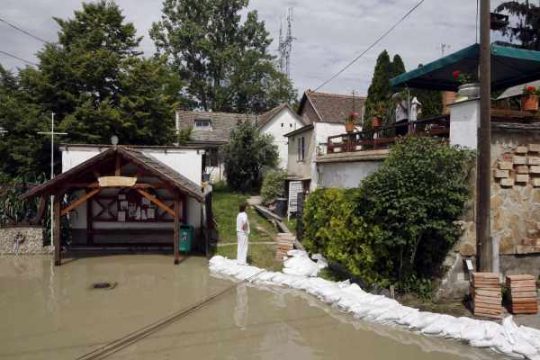 Auch in Ungarn kämpft man gegen das Rekord-Hochwasser
