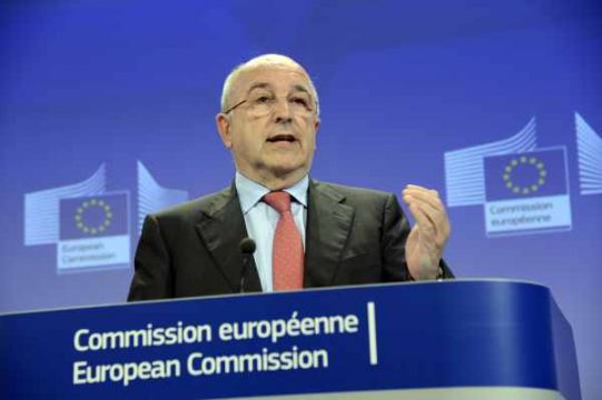 EU-Wettbewerbskommissar Joaquín Almuniaa