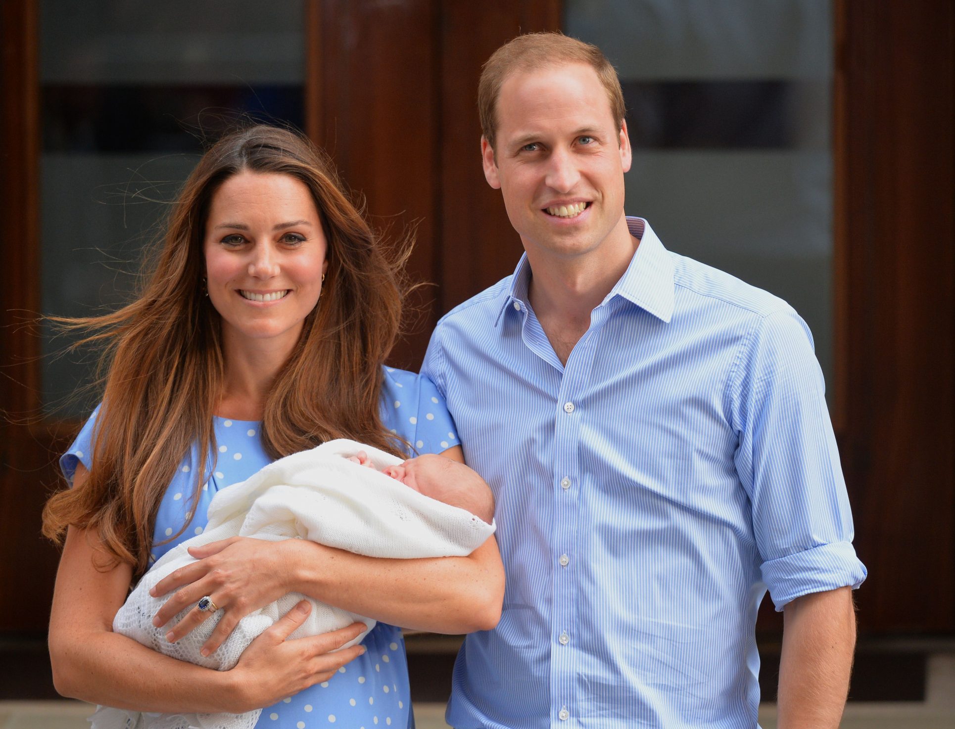 Das erste Foto von Kate, William und ihrem Sohn