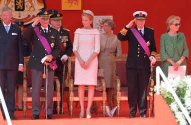 Traditionelle Militärparade zum Nationalfeiertag