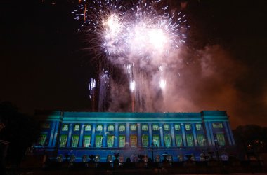 Feuerwerk zum 21. Juli