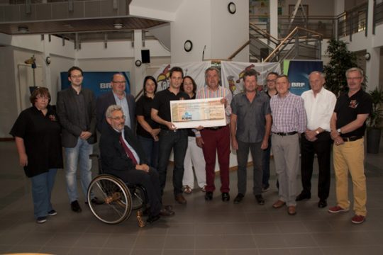 Scheckübergabe zum 55-jährigen Jubiläum des Eupener Clown