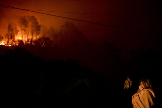 Waldbrand in Santiago de Besteiros, in der Nähe von Caramulo