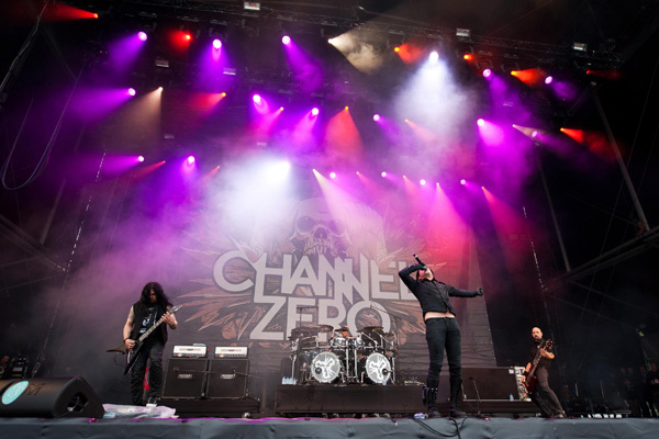 Channel Zero beim Dour-Festival 2011