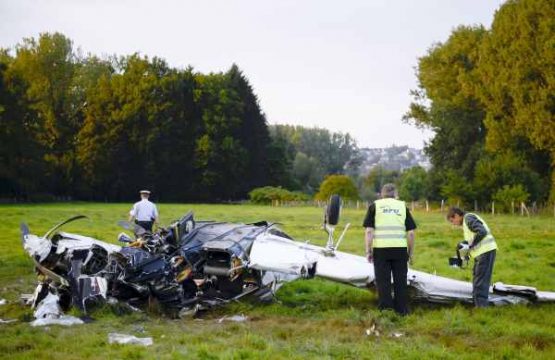 Das abgestürzte Kleinflugzeug im nordrhein-westfälischen Fröndenberg - Experten suchen nach der Ursache des Unglücks