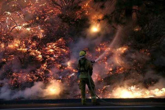 Kampf gegen das Feuer im Yosemite-Park dauert an
