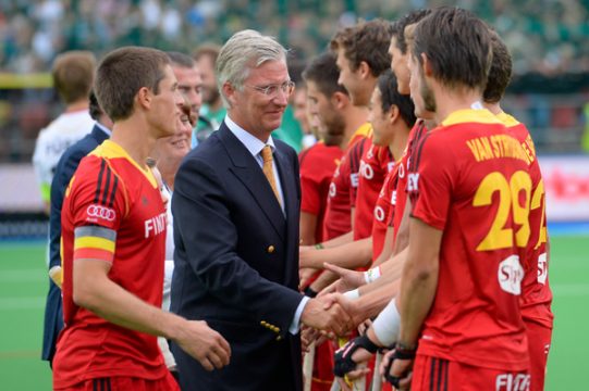 König Philippe als Hockey-Fan