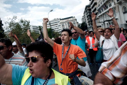Griechenland: Staatsbedienstete setzen Streik fort