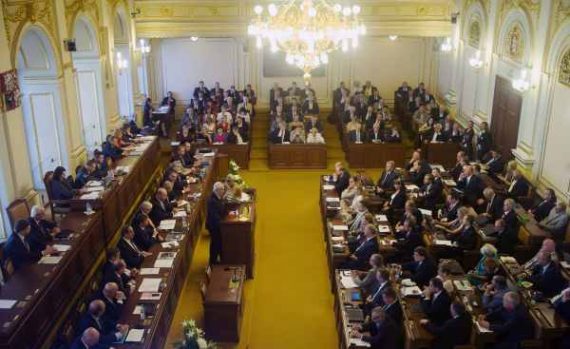 Tschechisches Parlament offiziell aufgelöst (Bild vom 7.8.)
