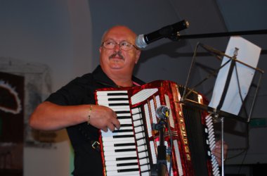 Günther Zapke vom Musiktrio
