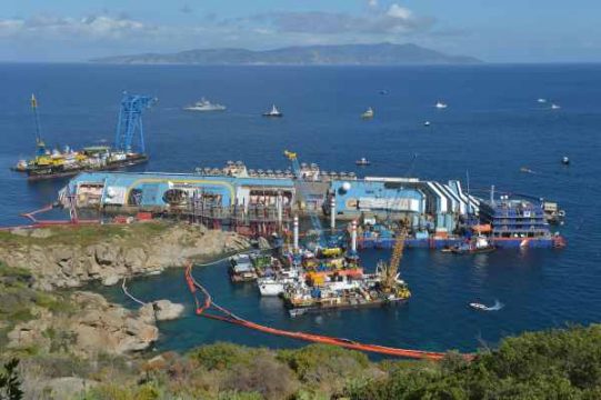 "Costa"-Bergung kommt gut voran