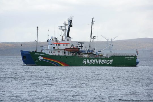 Greenpeace-Schiff "Arctic Sunrise" vor Murmansk am 24. September