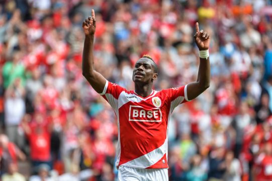 Paul-Jose Mpoku nach dem 1:0