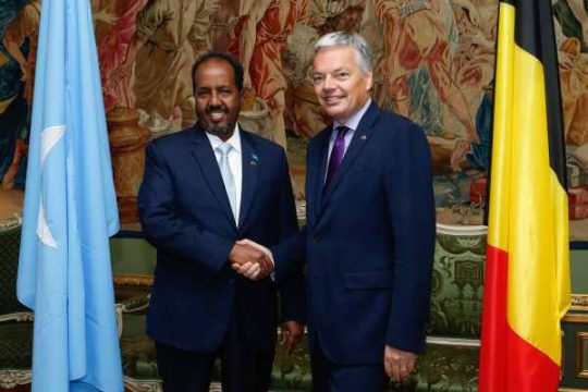 Somalias Präsident Hassan Sheikh Mohamud und Außenminister Didier Reynders