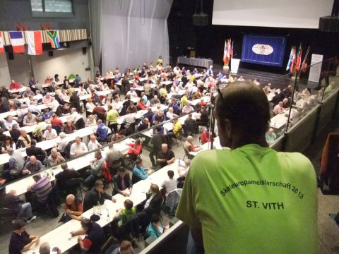 Skat-EM in St. Vith eröffnet