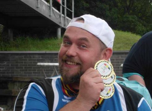 Drei Mal Gold und neuer Landesrekord für Alain Vluggen