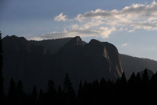 Waldbrand am Yosemite-Nationalpark weitgehend eingedämmt