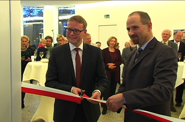 18. Oktober 2013: Das neue Parlamentsgebäude wird eröffnet