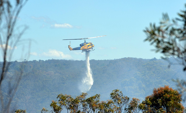 Weniger Hitze und abgeschwächter Wind haben die Brandbekämpfung südlich von Sydney vorübergehend erleichtert
