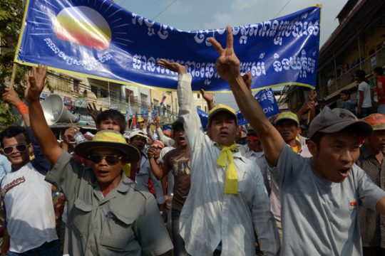 Massenkundgebung gegen die umstrittenen Wahlen in Phnom Penh