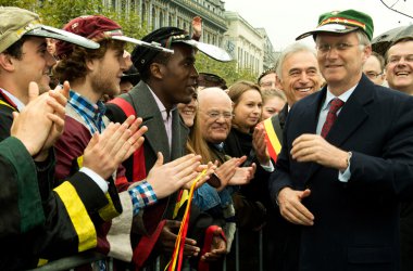 König Philippe mit Lütticher Studenten