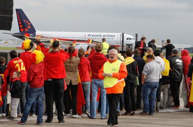 Rote Teufel-Party auf dem Flughafen Zaventem