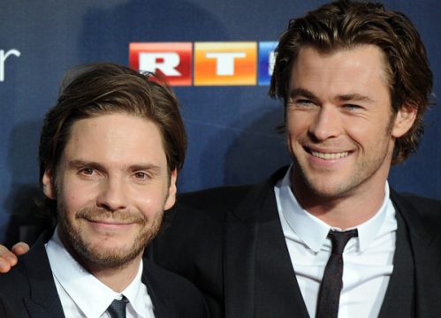 Daniel Brühl und Chris Hemsworth bei der Deutschland-Premiere von "Rush" in Köln
