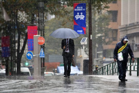 Heftige Regenfälle in Tokio