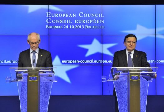 EU-Gipfelchef Herman Van Rompuy und EU-Kommissionspräsident José Manuel Barroso am frühen Freitagmorgen