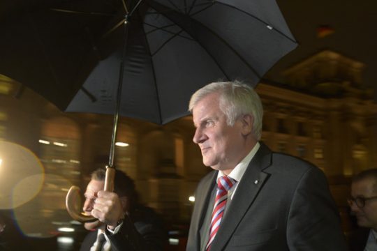 CSU-Chef Horst Seehofer nach einer Sondierungsrunde mit den Grünen
