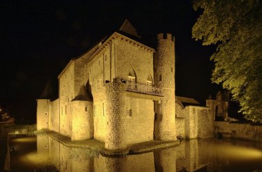 Farben der Nacht: Burg Raeren - Bild: Steffen Hammer (GEV)