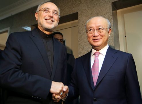 Irans Atomchef Ali-Akbar Salehi mit IAEA-Chef Yukiya Amano in Teheran