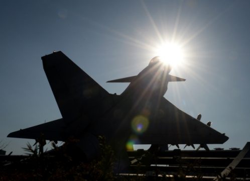 Spannungen wegen Chinas neuer Luftraumüberwachungszone - ein in produzierter Düsenjäger J-10