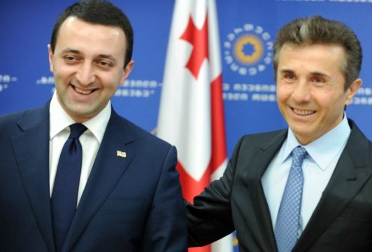 Der georgische Innenminister Irakli Garibaschwili (l.) mit Ministerpräsident Bidsina Iwanischwili