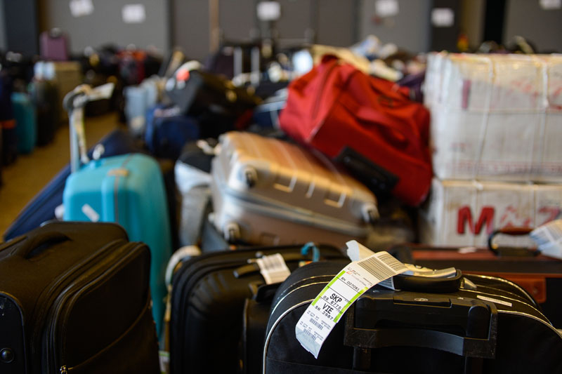 Koffer am Flughafen Zaventem während eines Streiks bei Swissport